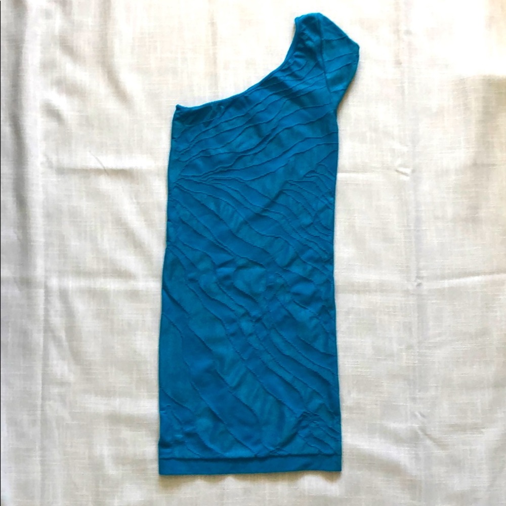 Gorgeous blue Bebe bodycon dress